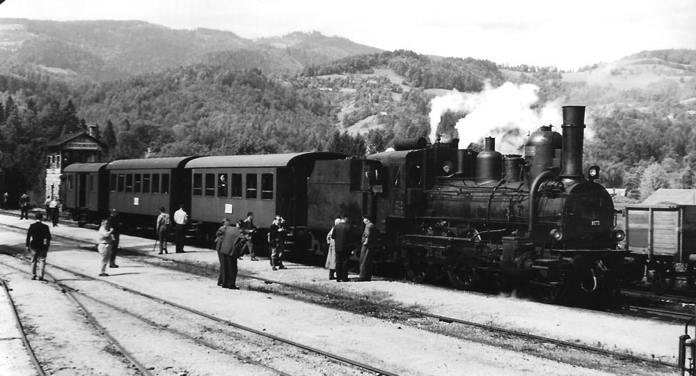 GKB 4-4-0 on RCTS Special