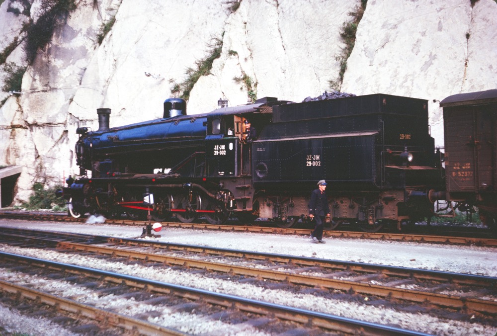 JZ 29-002 at Zidani Most, Slovenia.