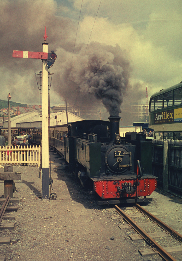VOR No 7 leaving Aberystwyth