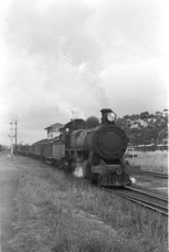 WAGR Fs Class leaving Brunswick Jctn.jpg