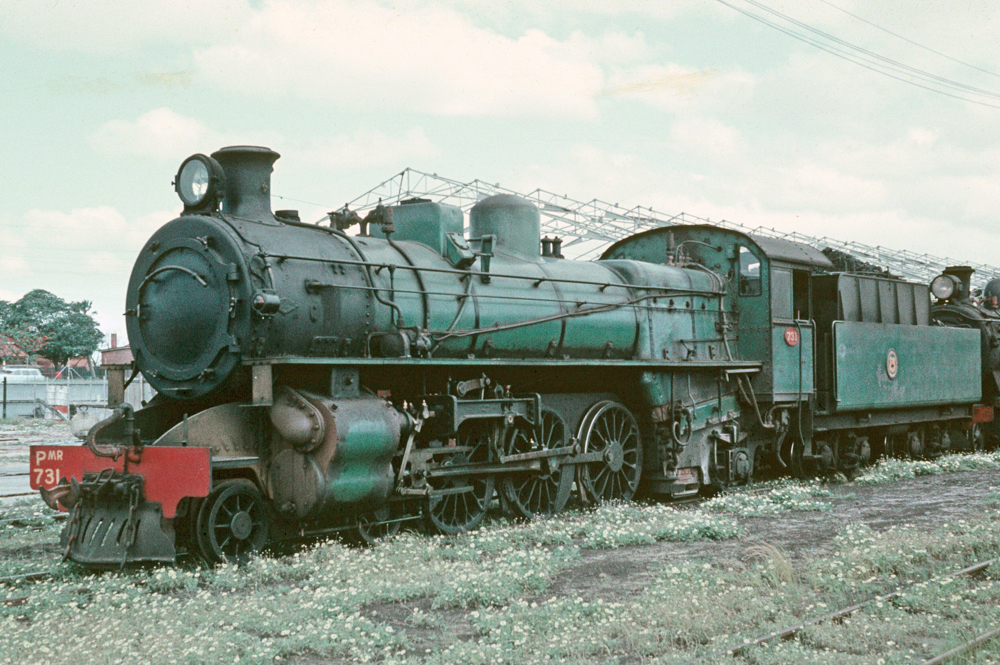 PMR 733 at Midland Jctn with V in background.