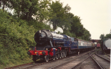 LMR Gordon approaching Ropley.jpg