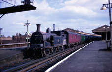 M7 30032 empty stock at Vauxhall