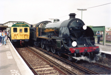 S15 31506 and 4 SUB at Alton.jpg